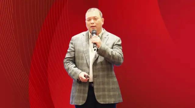 J9国际站登录董事长周国辉2022新年致辞：风雨过后，彩虹更加灿烂！